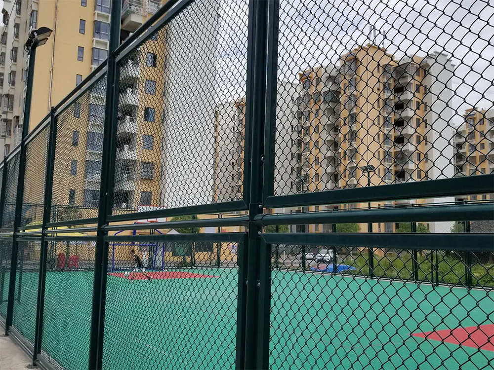 籃球場(chǎng)護(hù)欄 球場(chǎng)護(hù)欄網(wǎng)