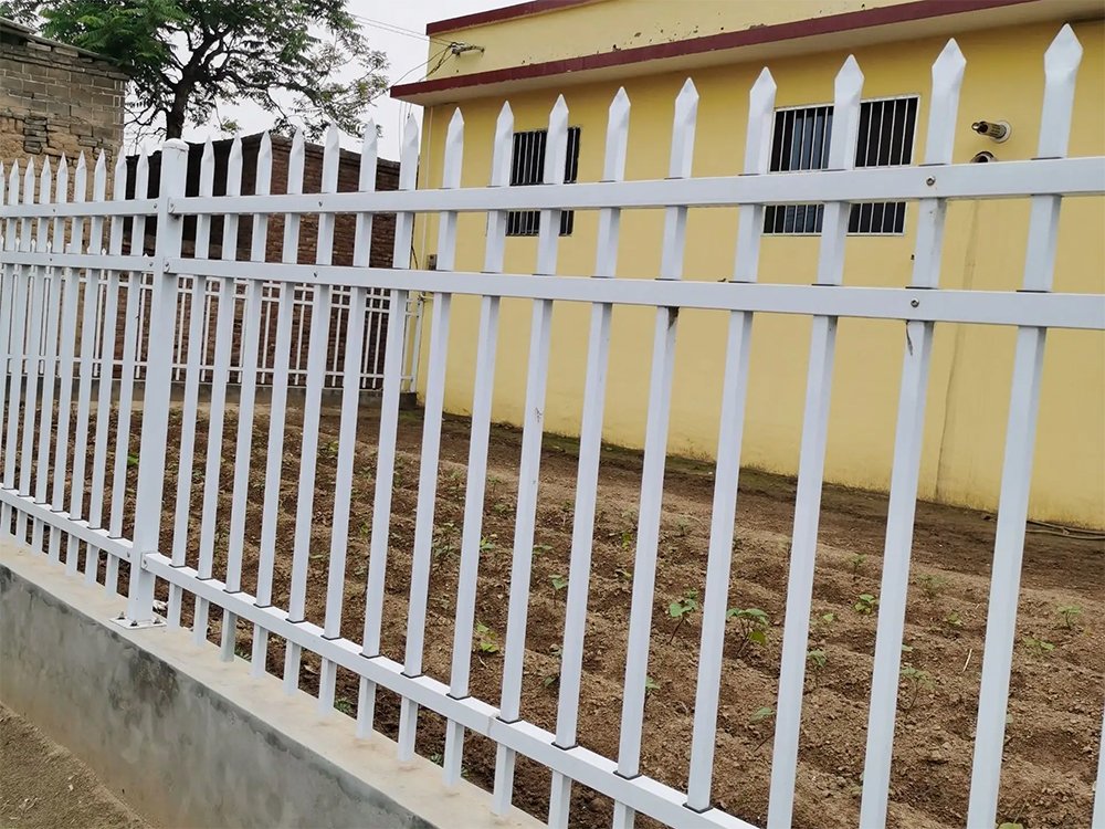 廠區(qū)圍墻護欄 廠區(qū)護欄