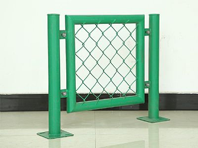 飛機(jī)場(chǎng)護(hù)欄網(wǎng) 光伏護(hù)欄網(wǎng)廠(chǎng)家 公路護(hù)欄網(wǎng)廠(chǎng)家報(bào)價(jià)