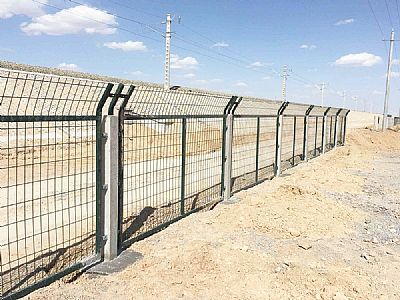 高鐵圍欄網(wǎng)