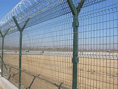 機(jī)場(chǎng)鐵絲圍欄網(wǎng)