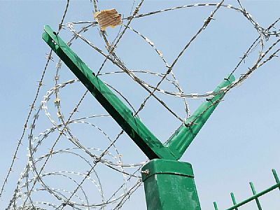 機(jī)場(chǎng)防護(hù)護(hù)欄網(wǎng)