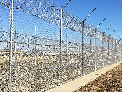 機(jī)場(chǎng)的圍欄網(wǎng)