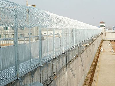 監(jiān)獄刀刺護(hù)欄網(wǎng)