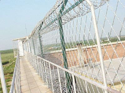 軍事監(jiān)獄護(hù)欄網(wǎng)